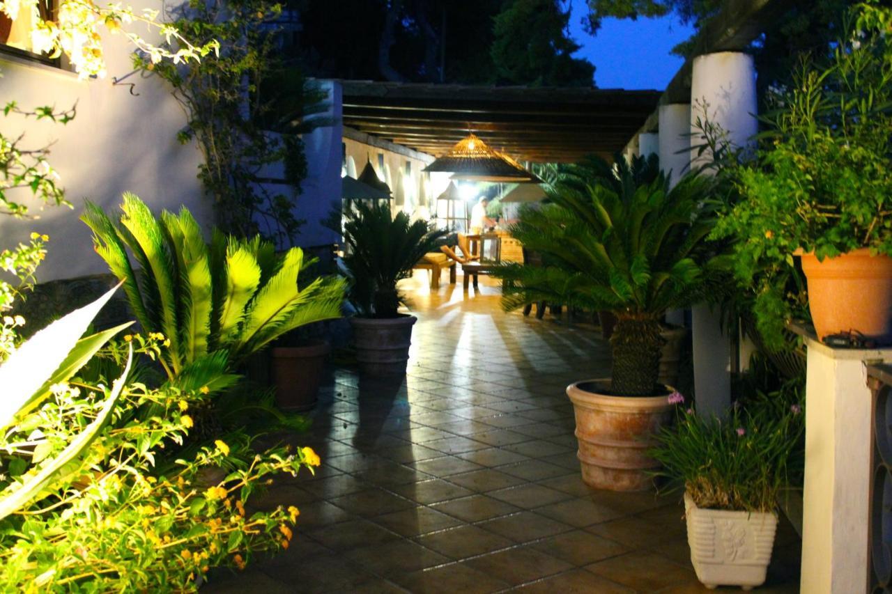 Claro De Lua Circeo B&B サン・フェリーチェ・チルチェーオ エクステリア 写真